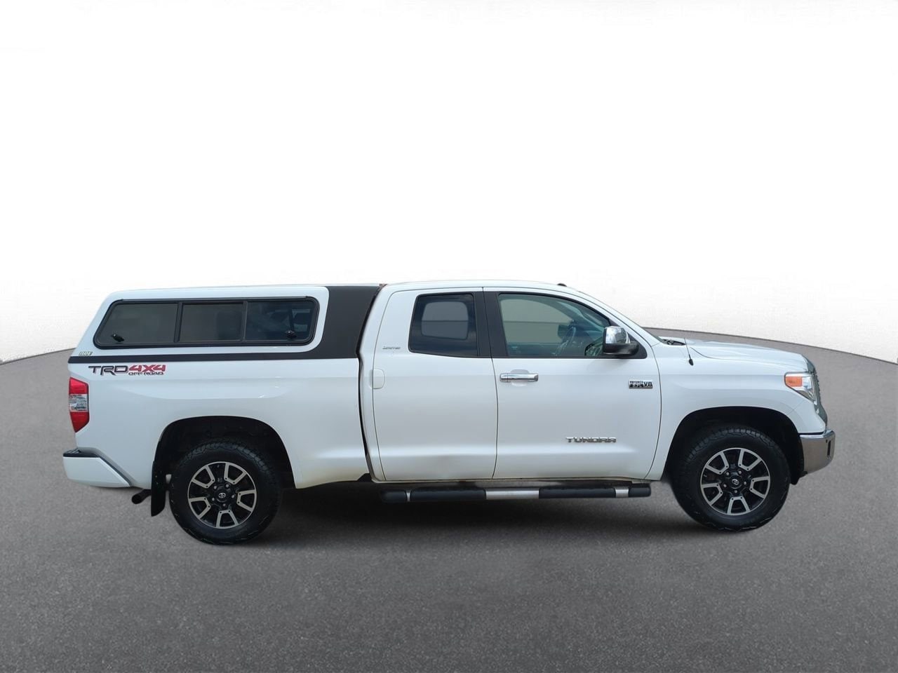 Thumbnail: 2016 Toyota Tundra - 9