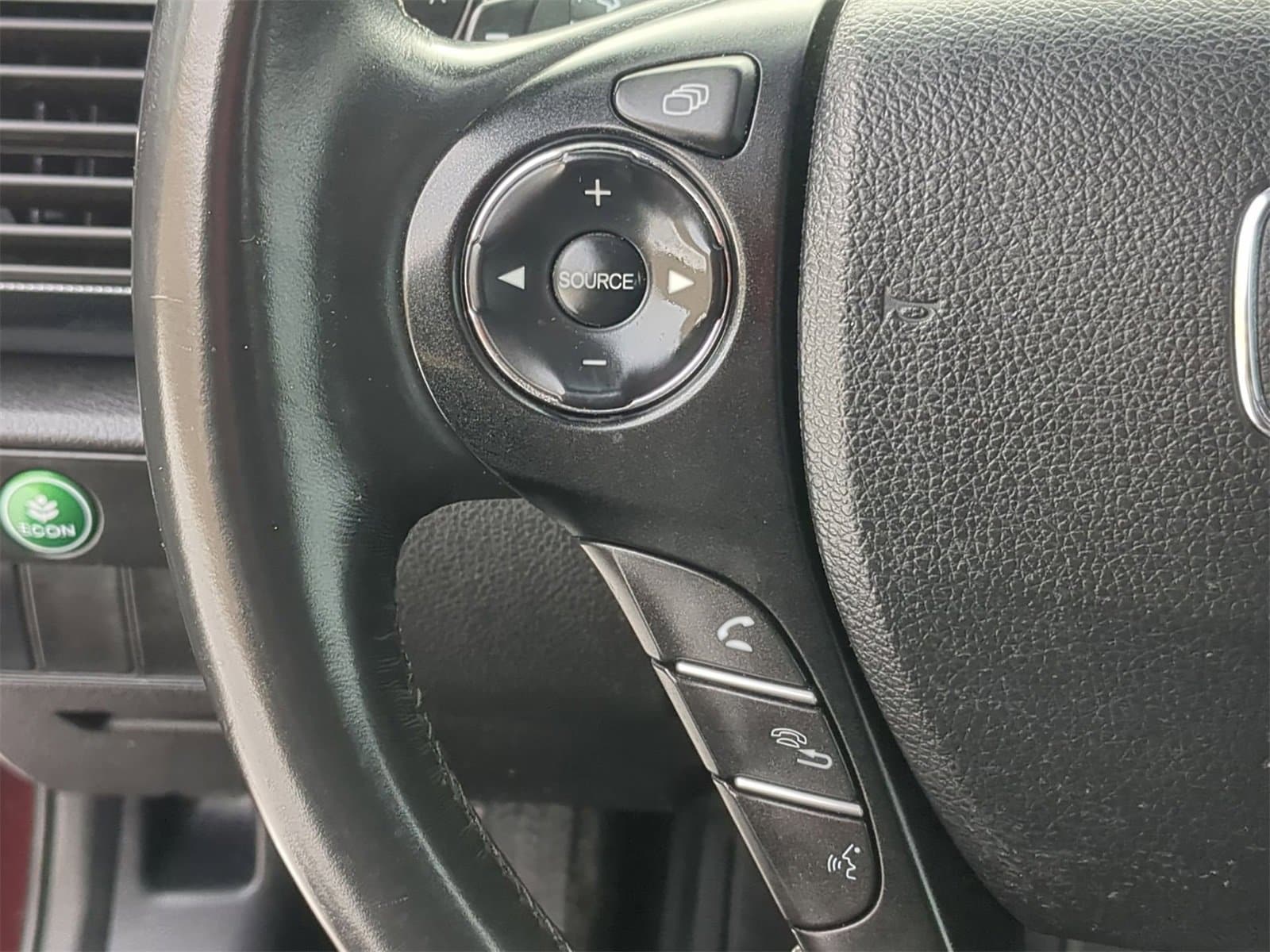 Thumbnail: 2015 Honda Accord - 30