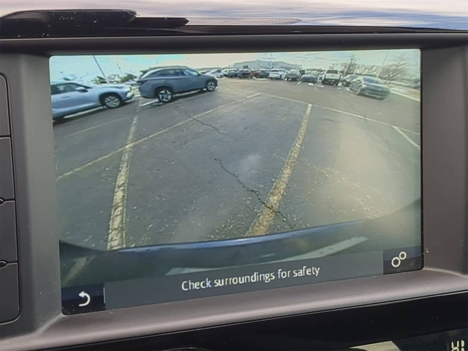 Thumbnail: 2017 Jaguar F-Pace - 35