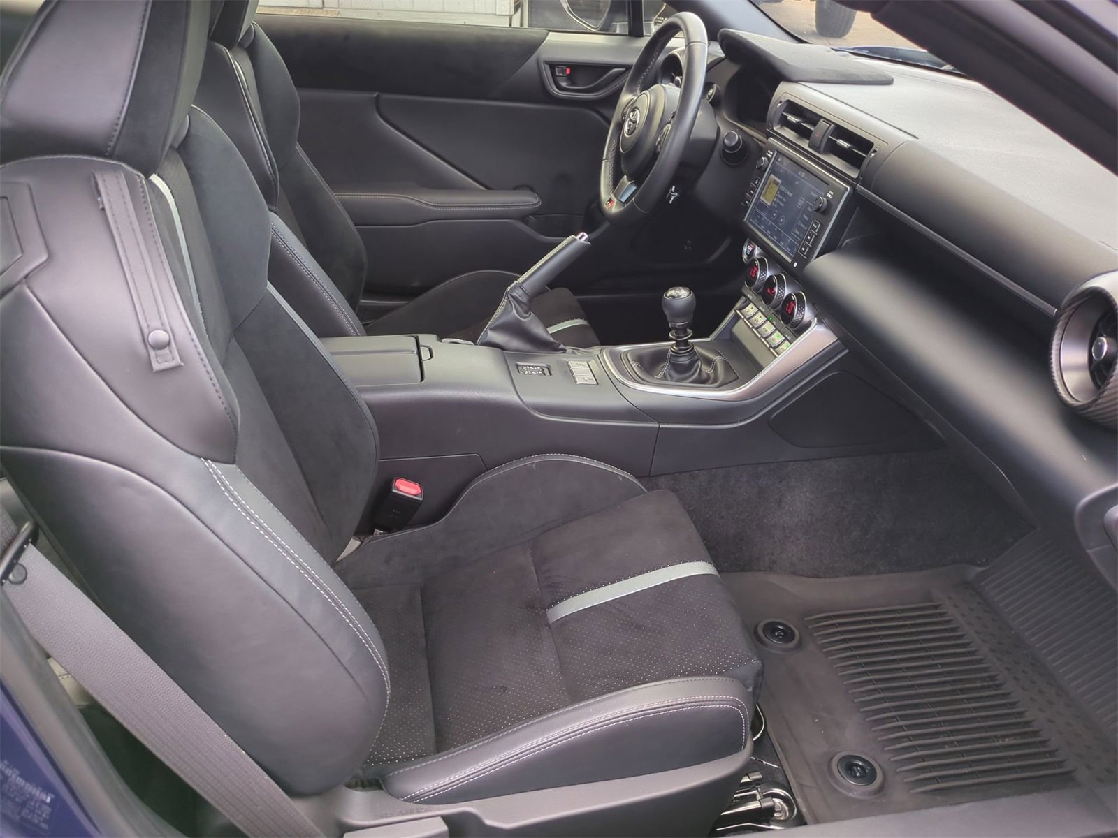 Thumbnail: 2023 Toyota GR86 - 20