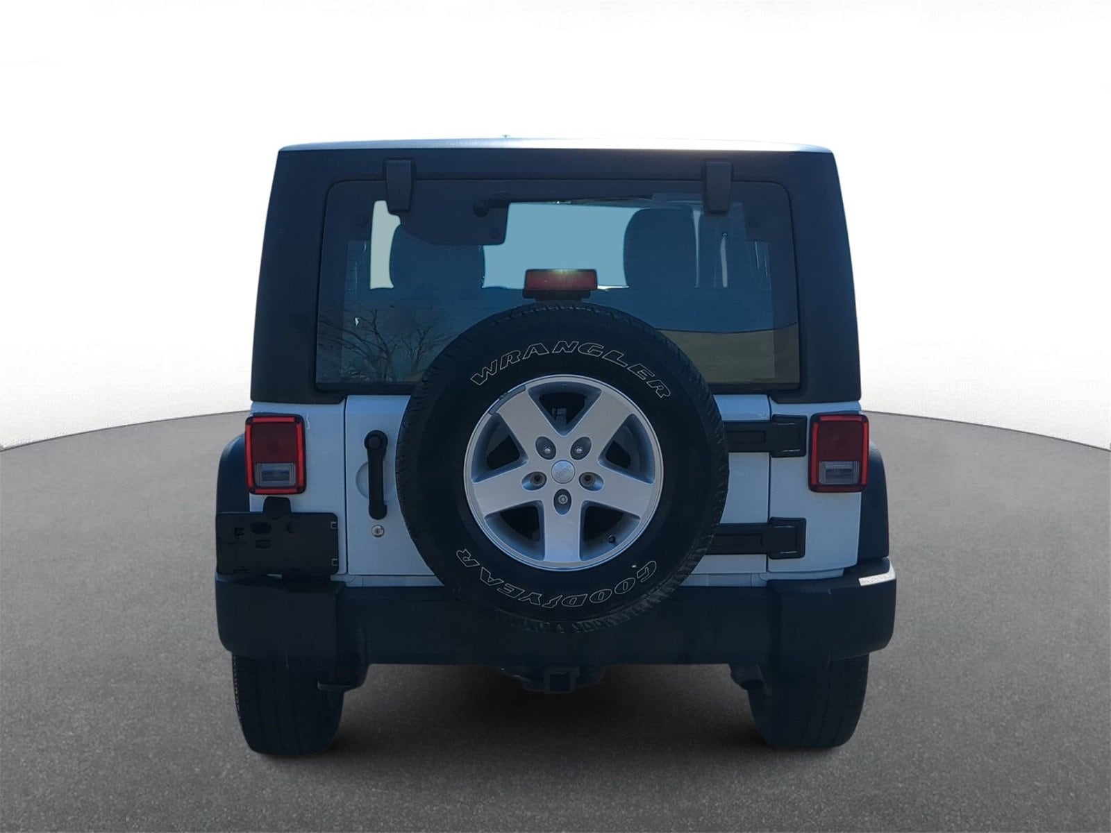 Thumbnail: 2015 Jeep Wrangler - 7