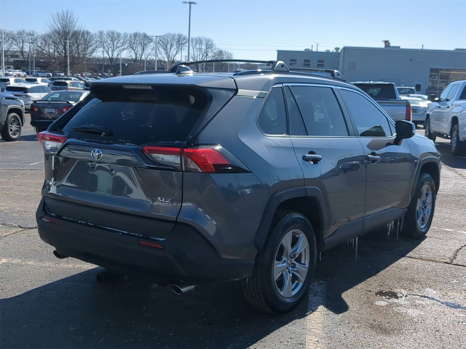 Thumbnail: 2023 Toyota RAV4 - 14