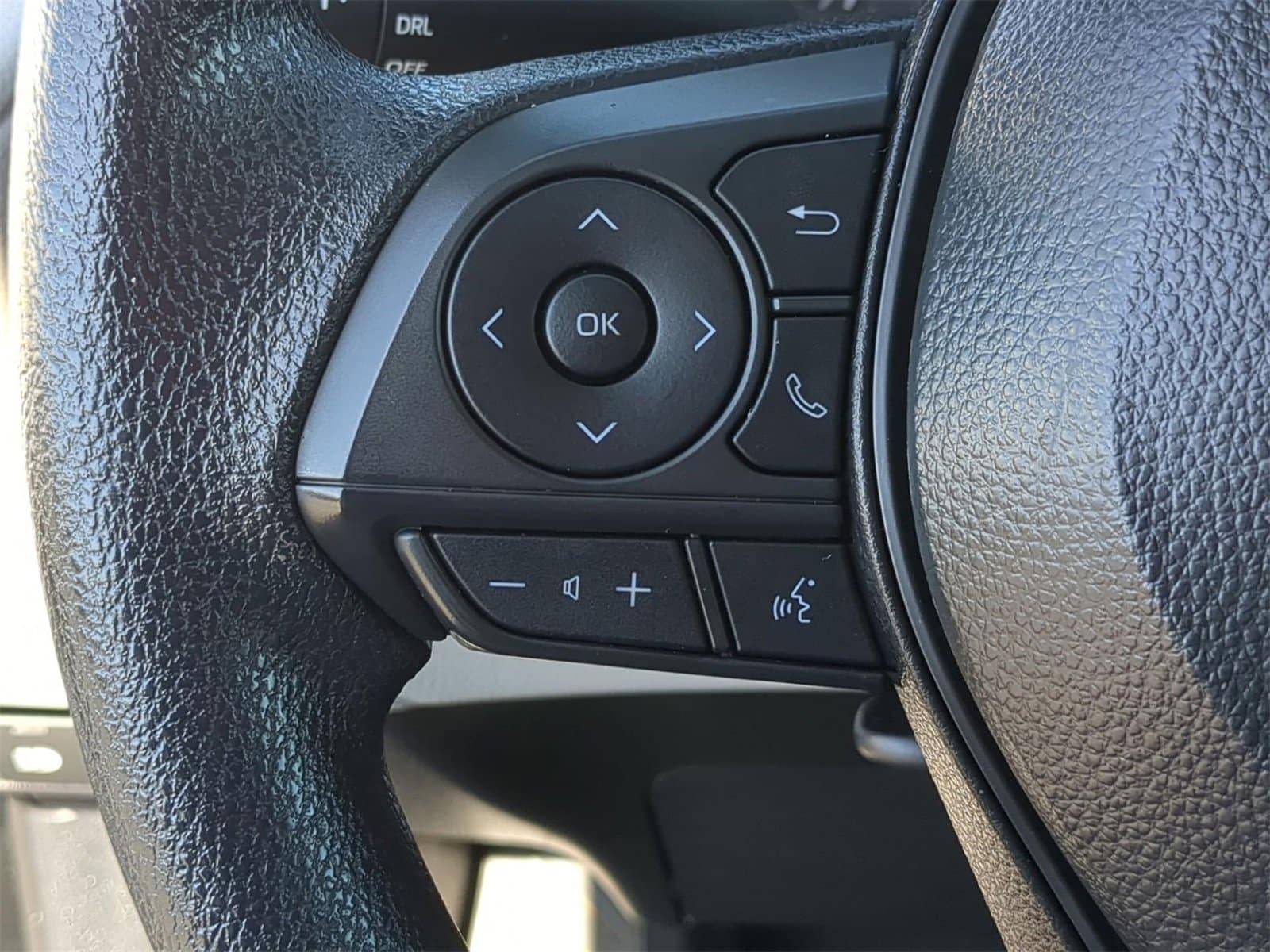 Thumbnail: 2025 Toyota Corolla Cross - 23