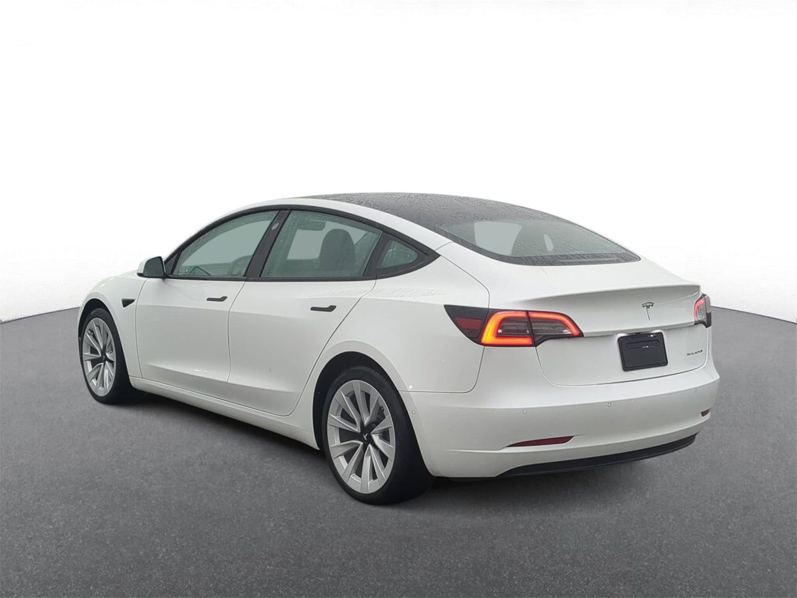 Thumbnail: 2022 Tesla Model 3 - 6