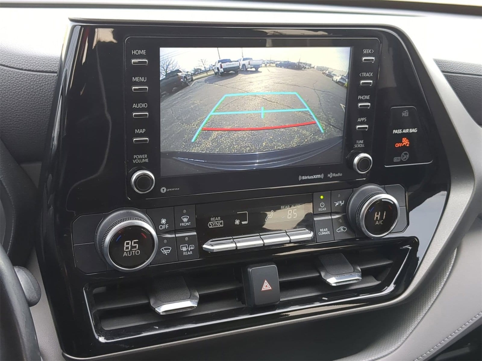 Thumbnail: 2021 Toyota Highlander - 37