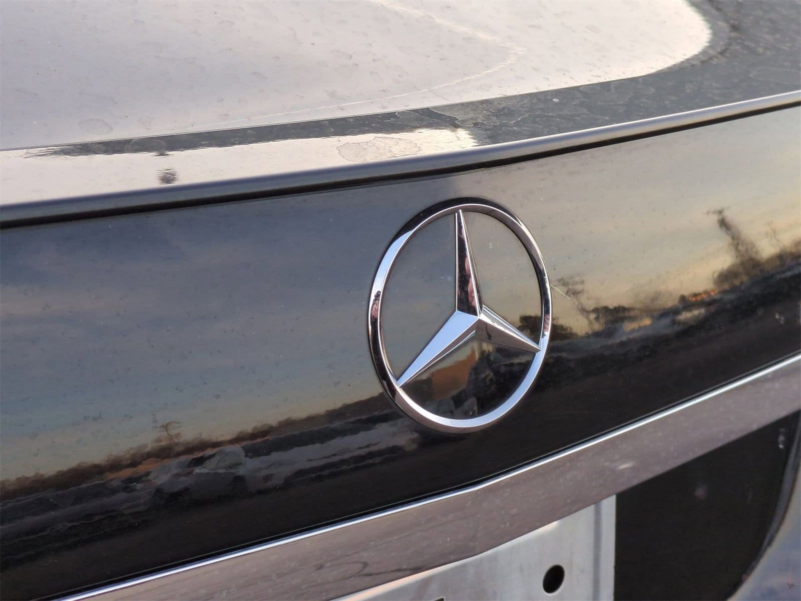 Thumbnail: 2014 Mercedes-Benz E-Class - 12