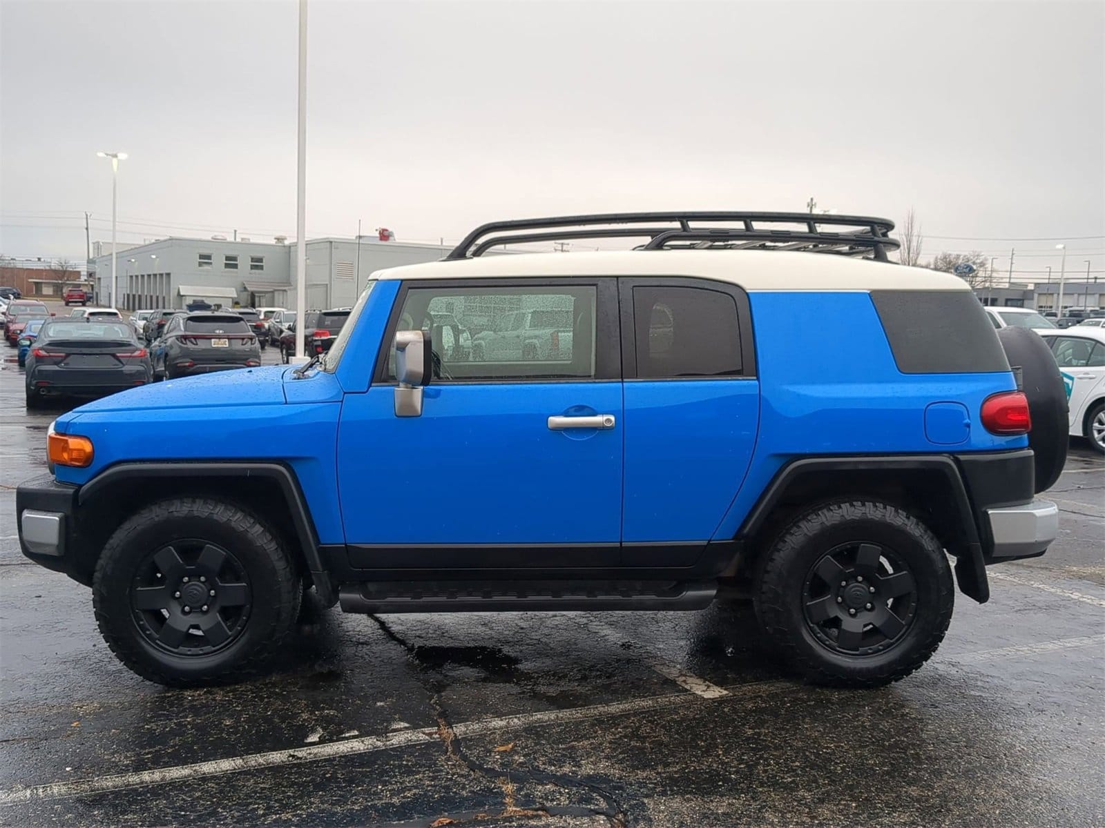 Thumbnail: 2008 Toyota FJ Cruiser - 11