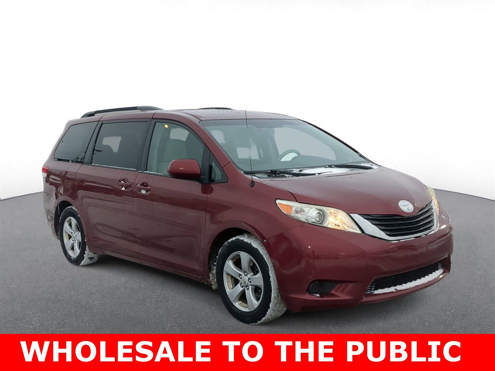 Thumbnail: 2012 Toyota Sienna - 2
