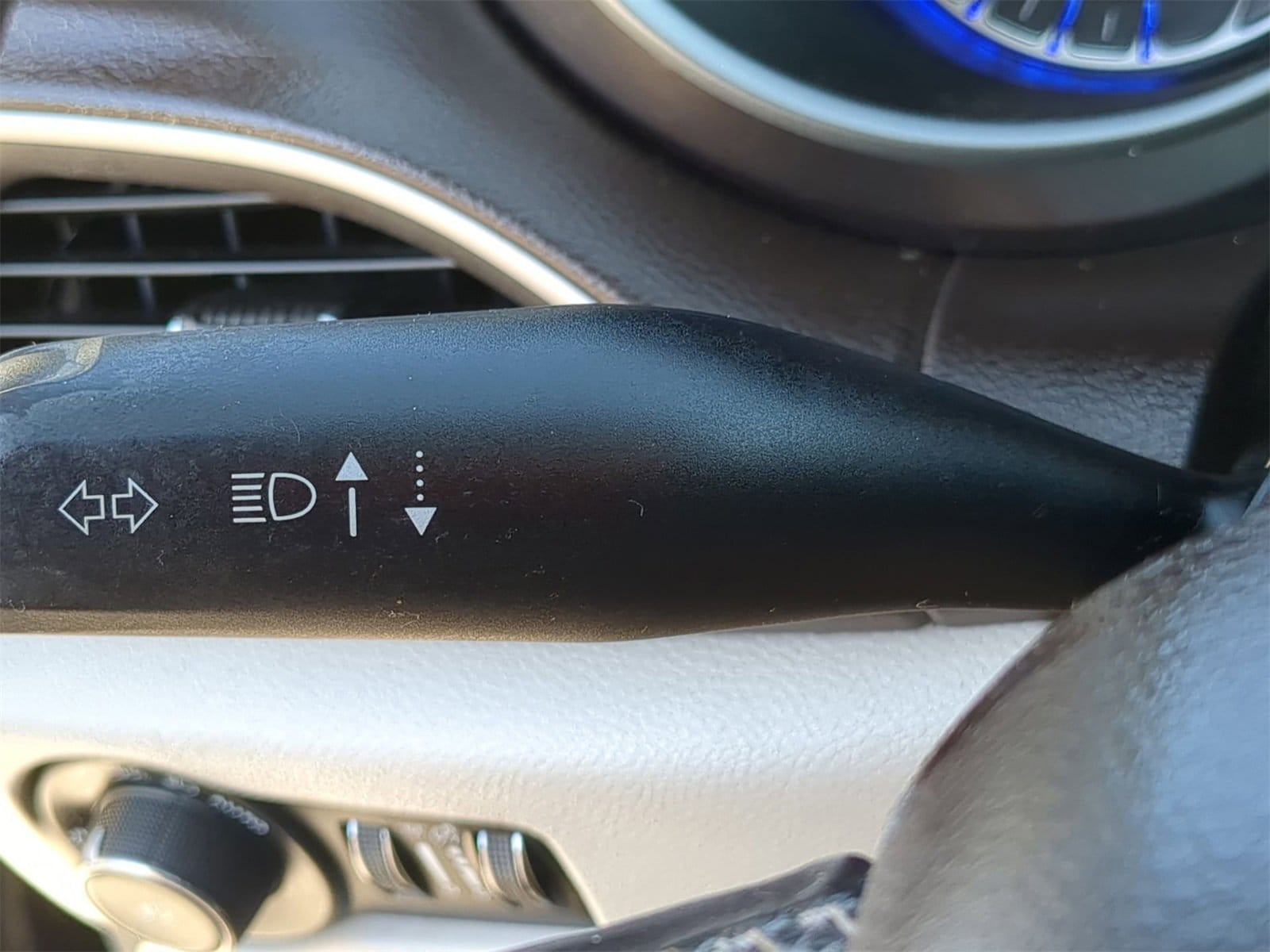 Thumbnail: 2018 Chrysler Pacifica - 26