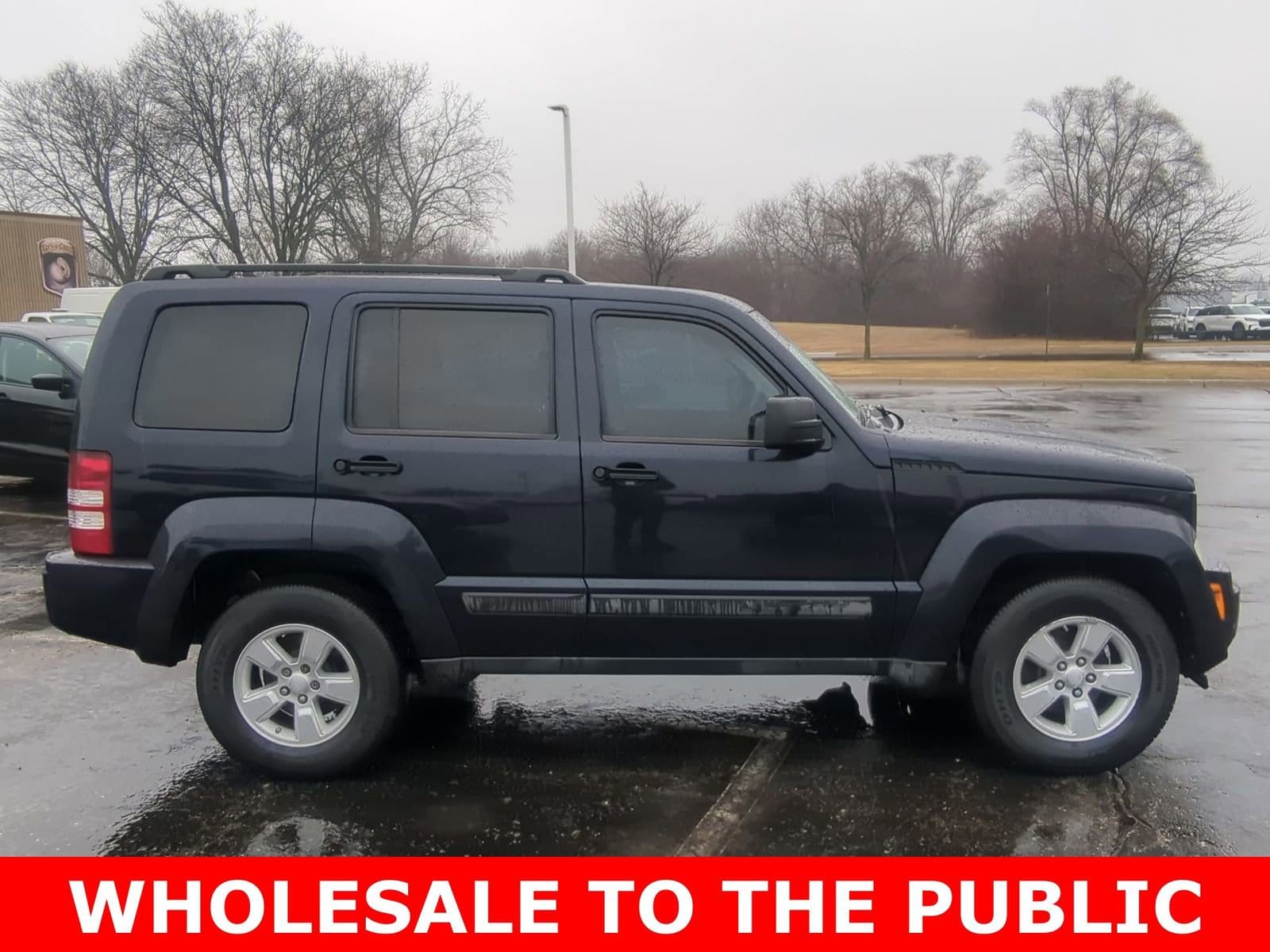 Thumbnail: 2011 Jeep Liberty - 15