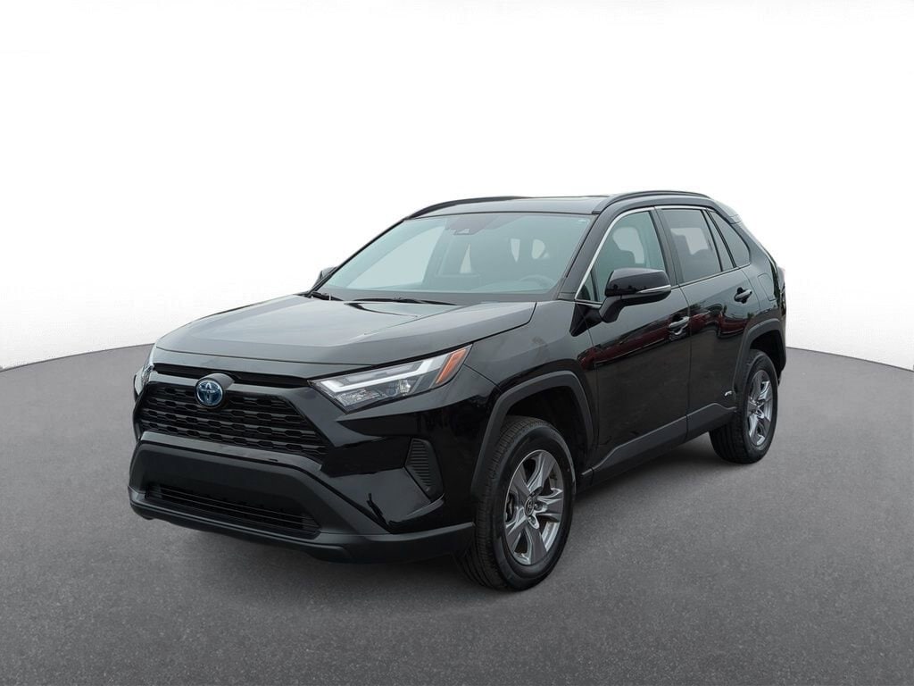 2022 Toyota RAV4 XLE 4