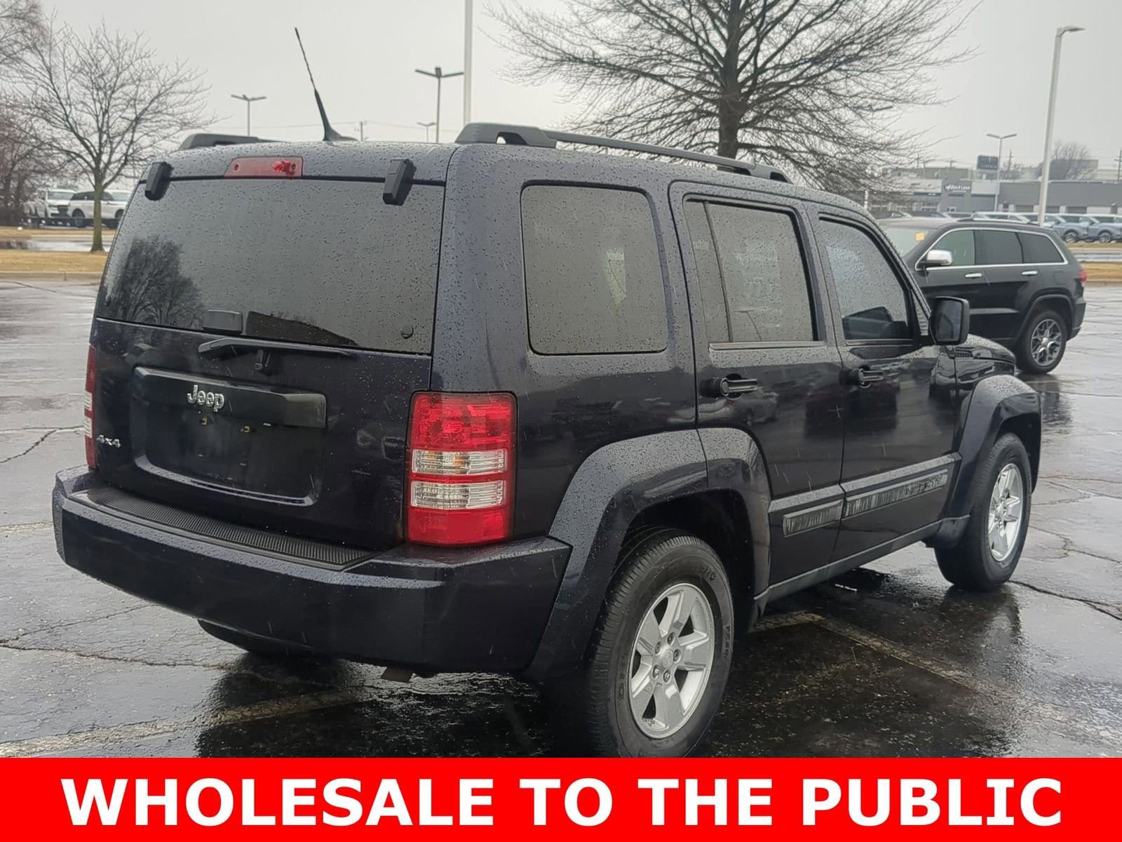 Thumbnail: 2011 Jeep Liberty - 14