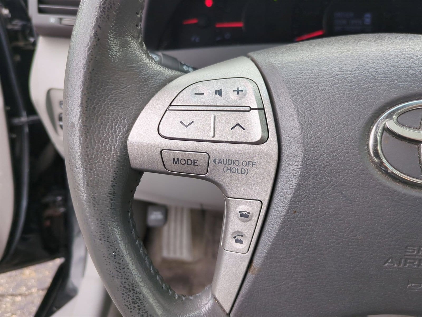 Thumbnail: 2010 Toyota Camry - 24
