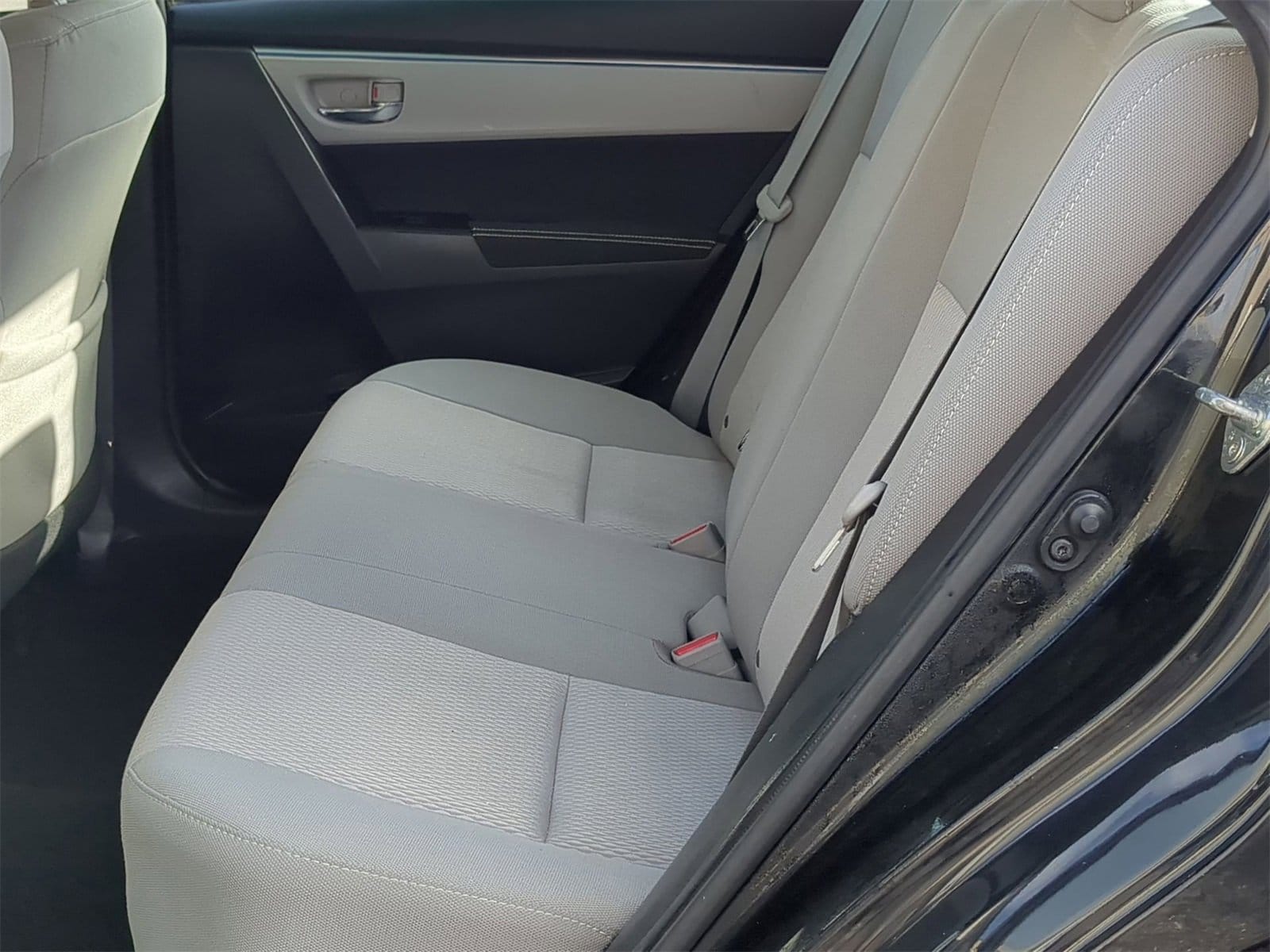 Thumbnail: 2014 Toyota Corolla - 26