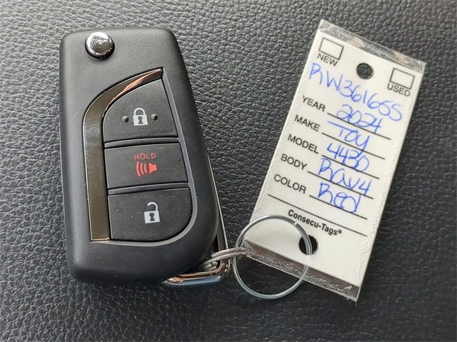 Thumbnail: 2024 Toyota RAV4 - 32