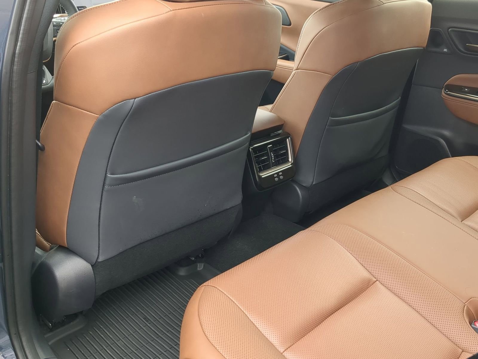 Thumbnail: 2025 Toyota Crown Signia - 18