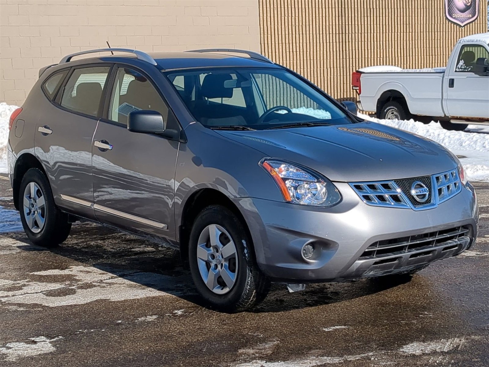 Thumbnail: 2015 Nissan Rogue - 16