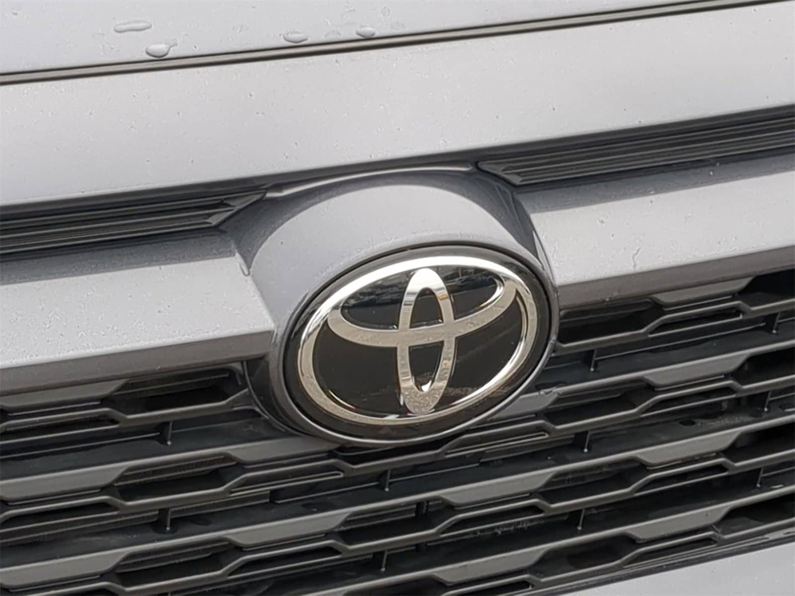 Thumbnail: 2025 Toyota RAV4 - 19