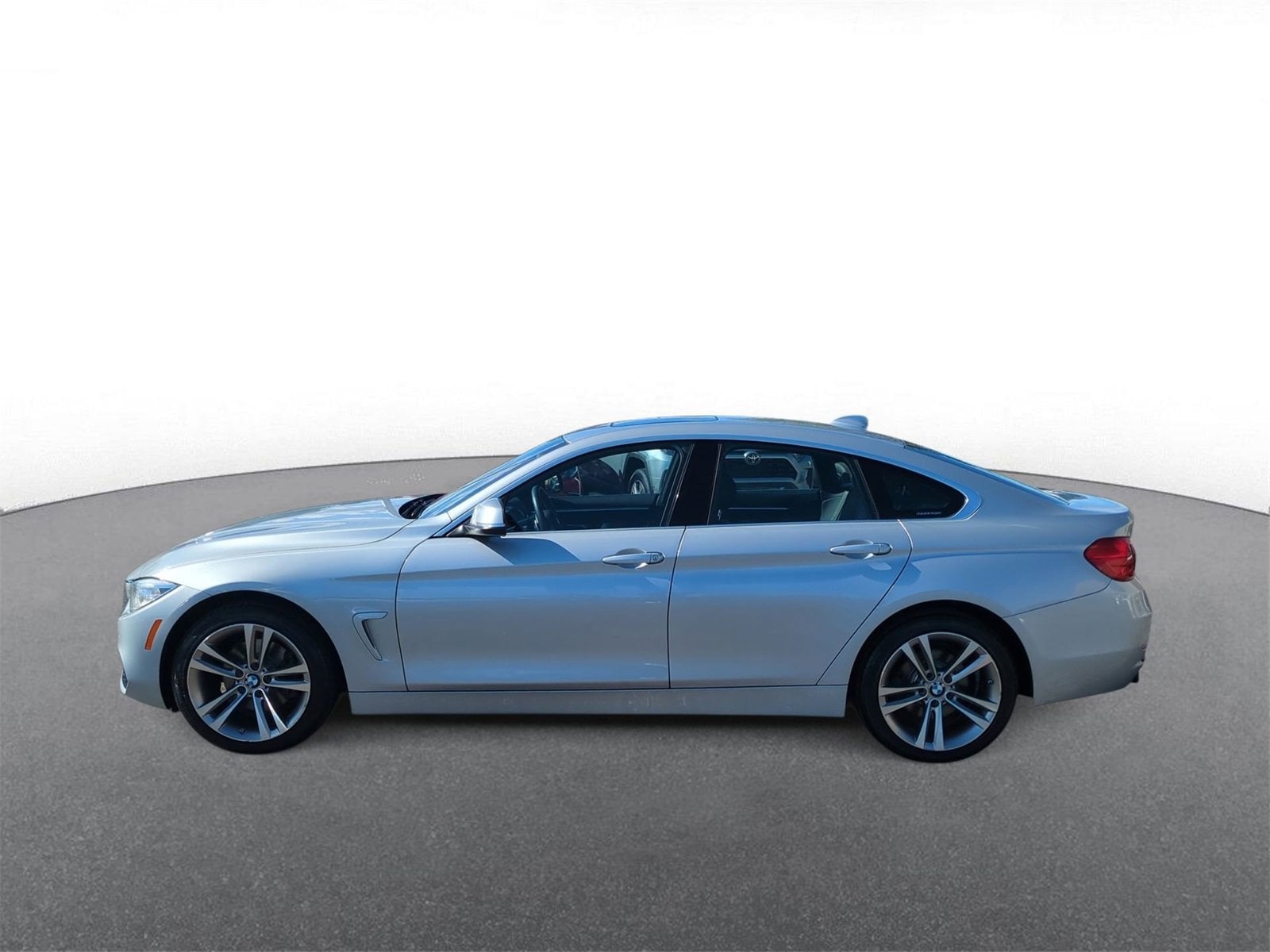 Thumbnail: 2017 BMW 4 Series - 5