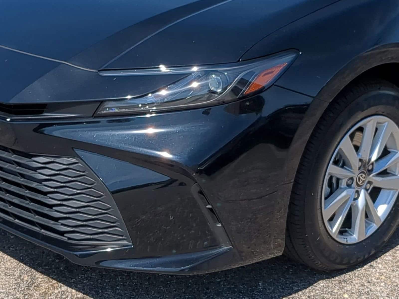 Thumbnail: 2025 Toyota Camry - 11
