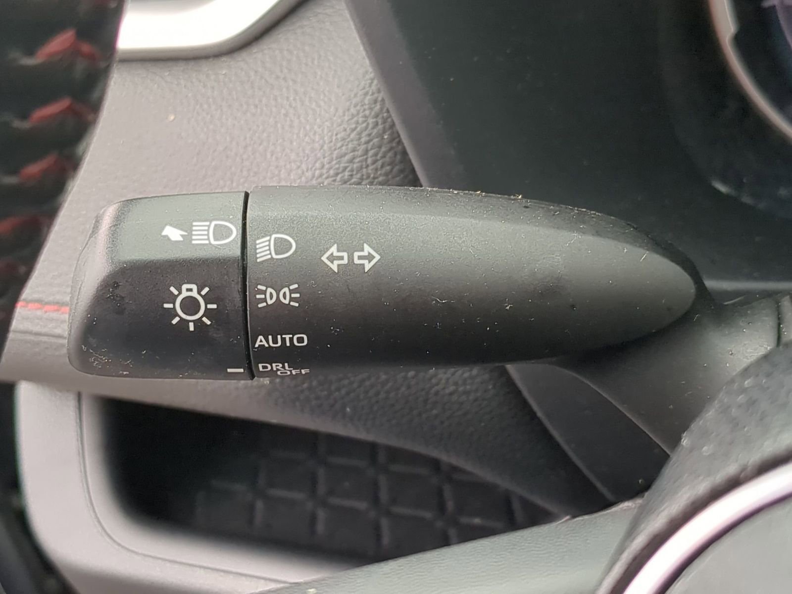 Thumbnail: 2023 Toyota RAV4 - 26