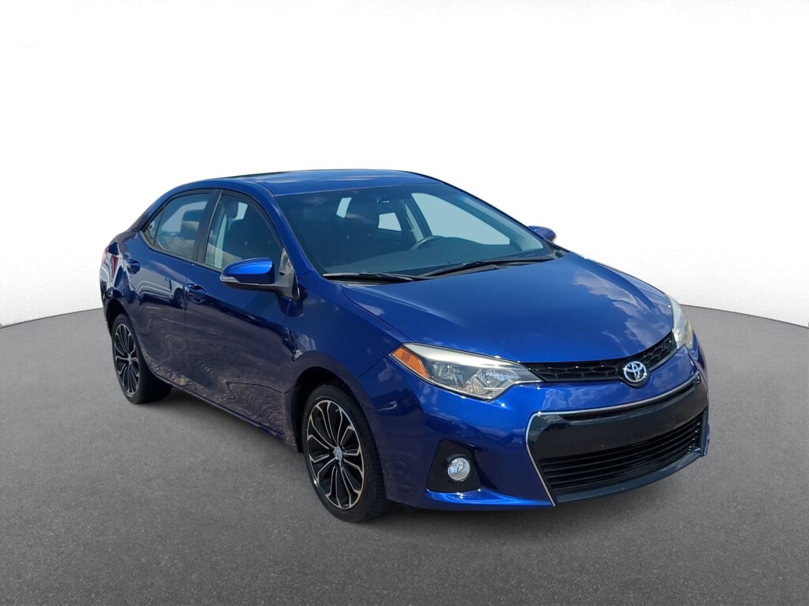 Thumbnail: 2016 Toyota Corolla - 2