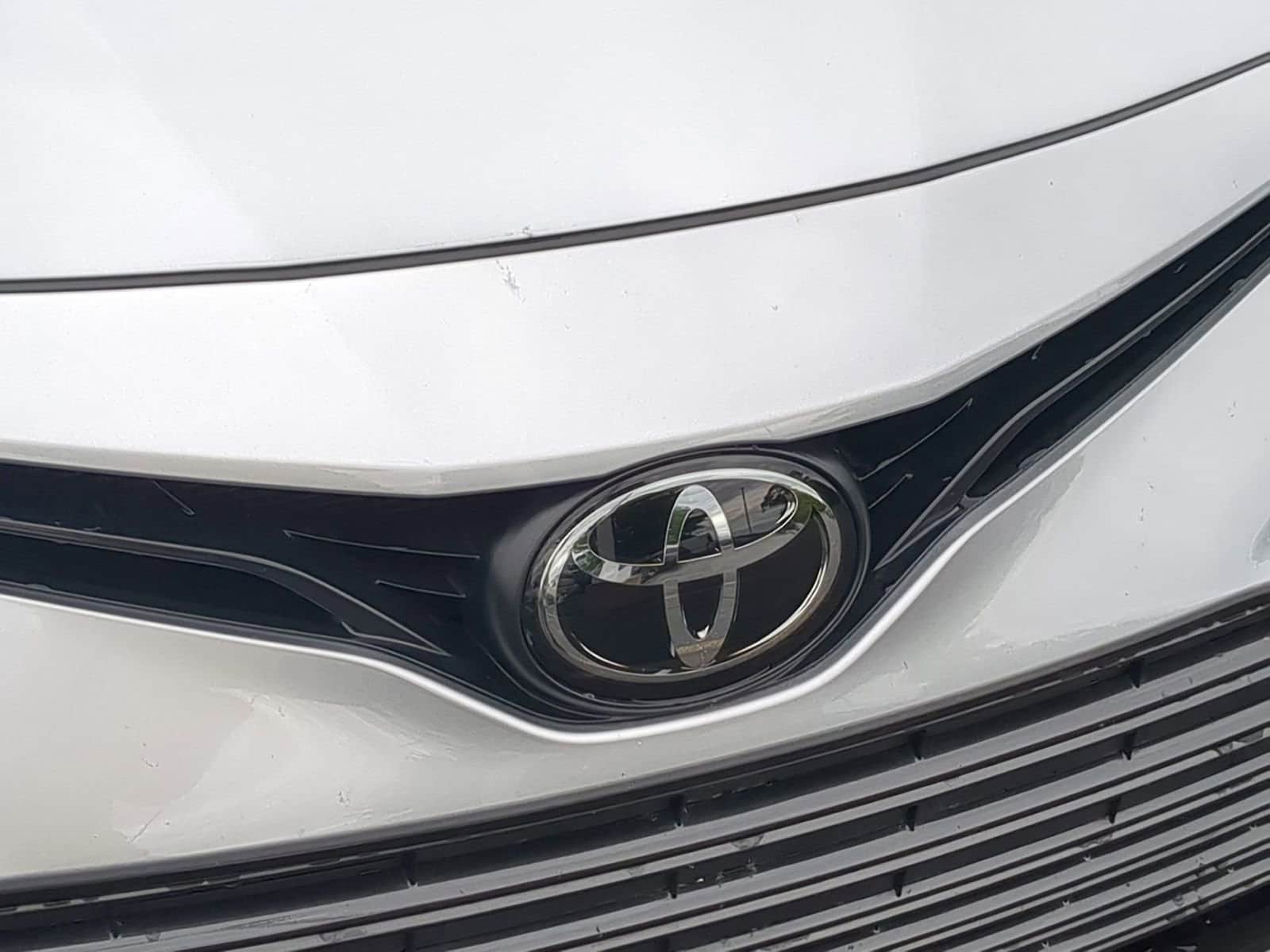Thumbnail: 2023 Toyota Camry - 12