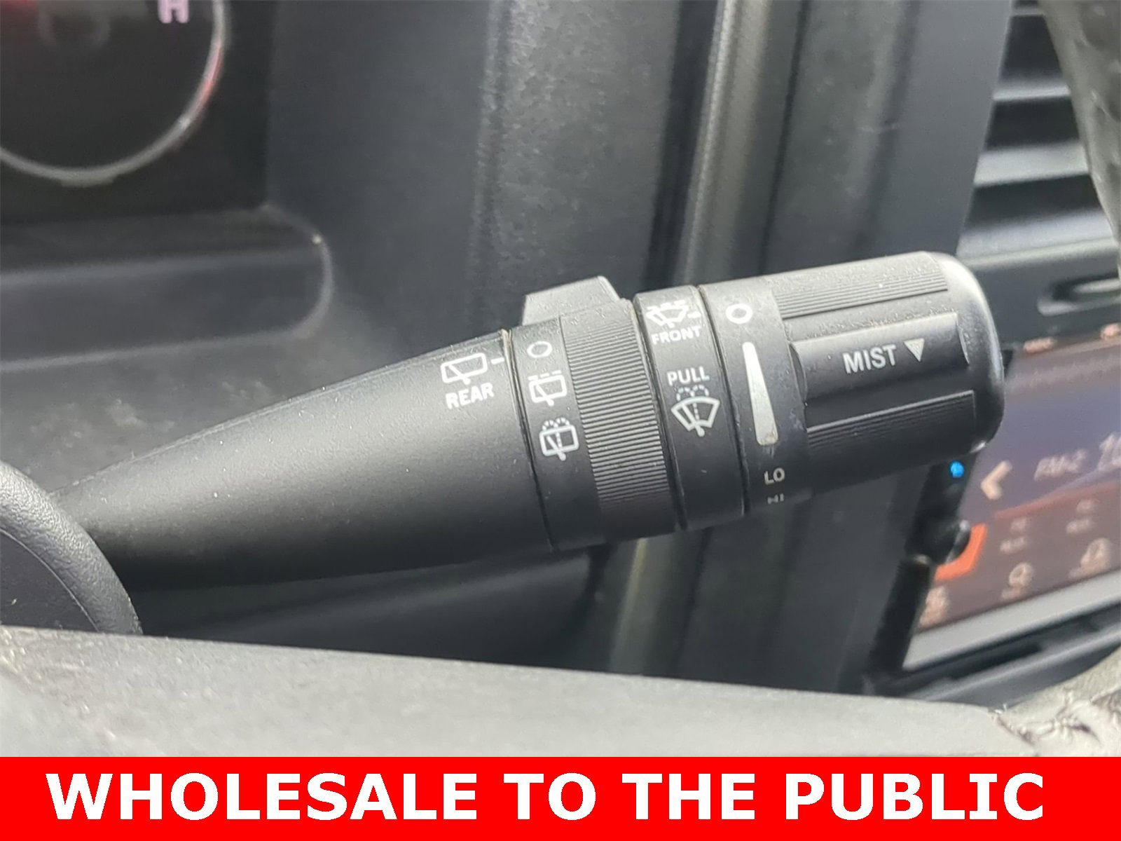 Thumbnail: 2011 Jeep Liberty - 32