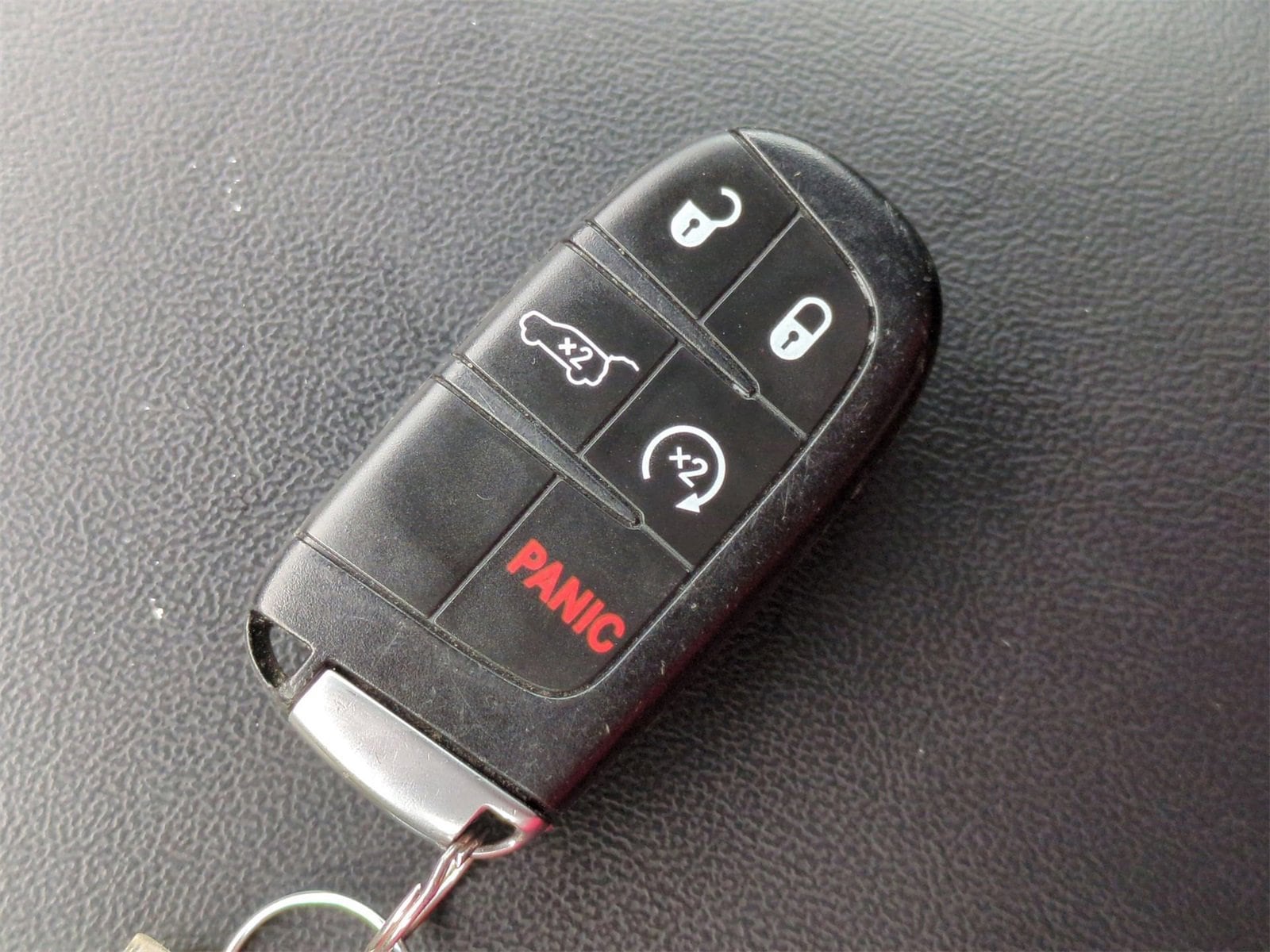 Thumbnail: 2023 Dodge Durango - 33