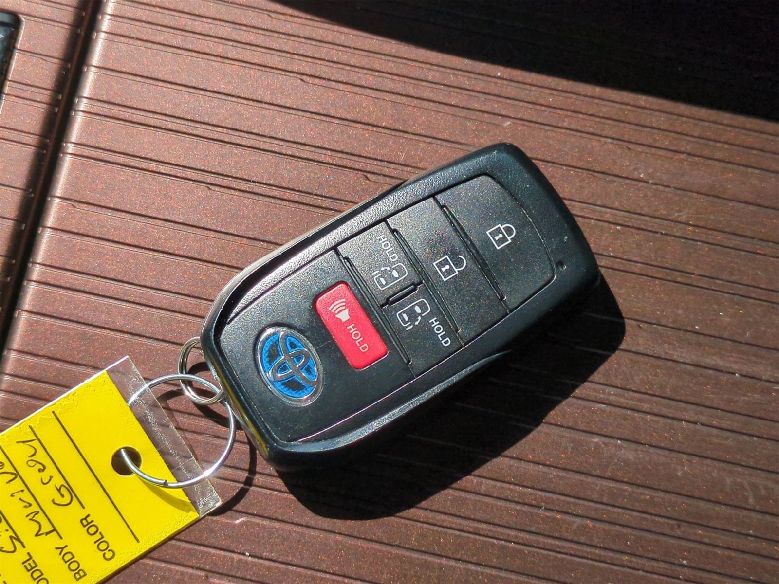 Thumbnail: 2023 Toyota Sienna - 34