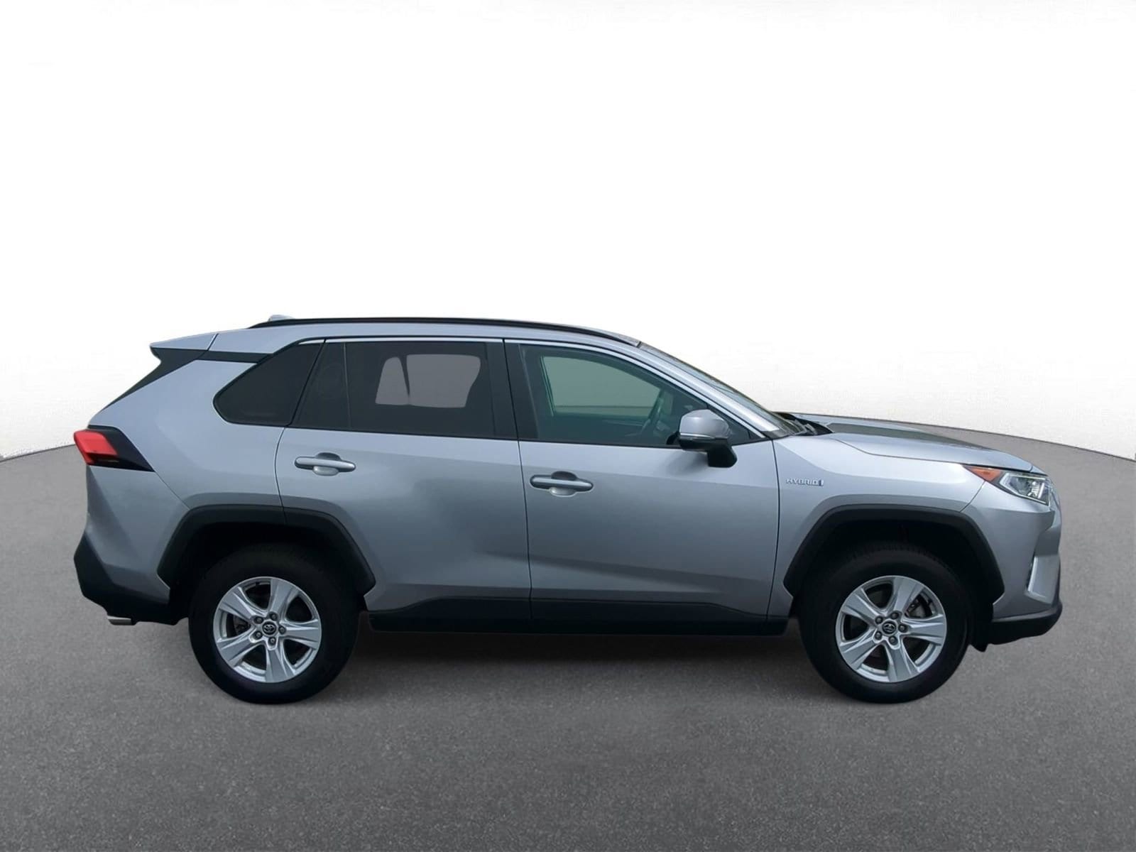 Thumbnail: 2021 Toyota RAV4 - 9
