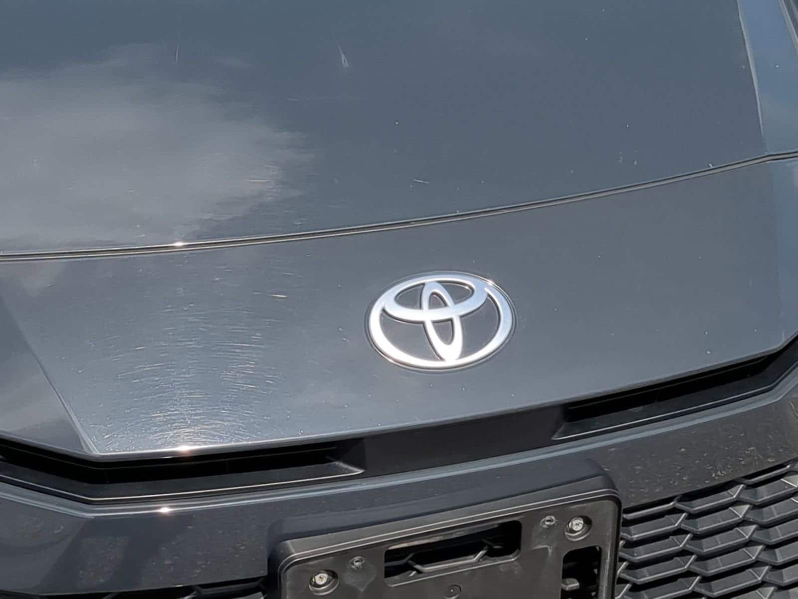 Thumbnail: 2025 Toyota Camry - 12