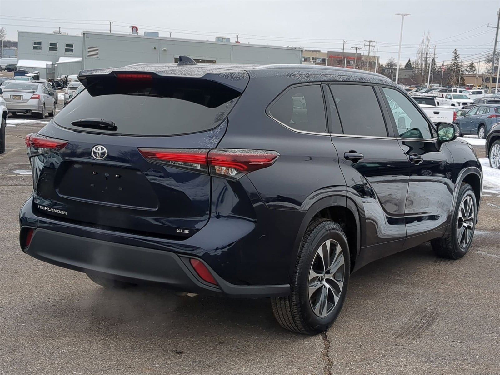 Thumbnail: 2025 Toyota Highlander - 14