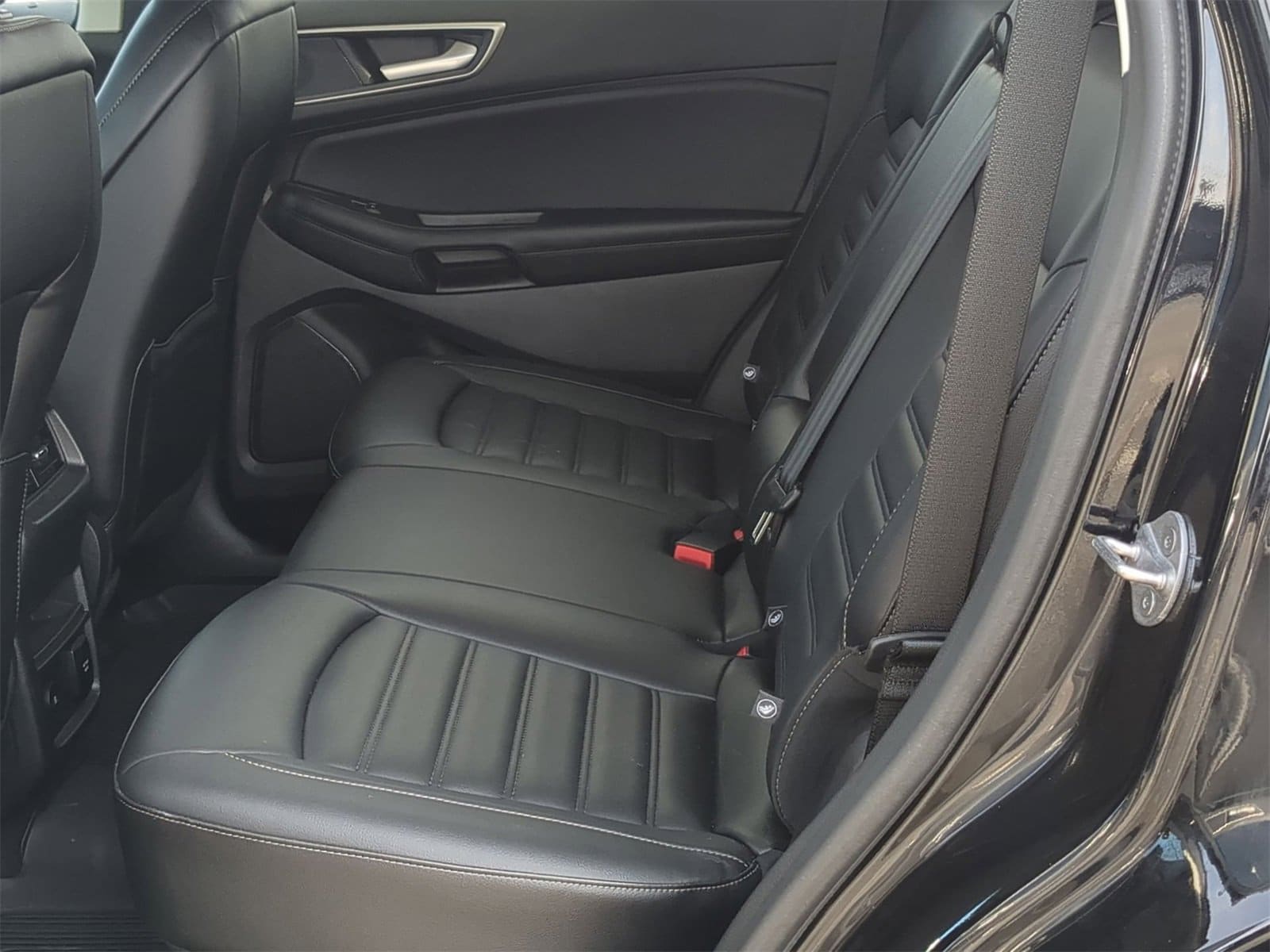 Thumbnail: 2024 Ford Edge - 26