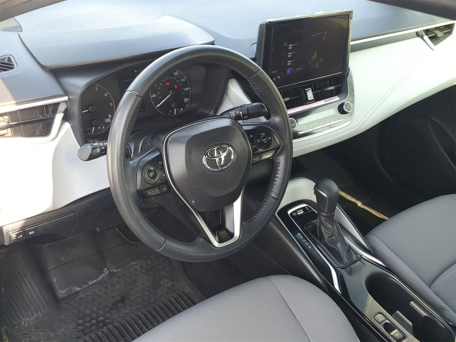 Thumbnail: 2024 Toyota Corolla - 10