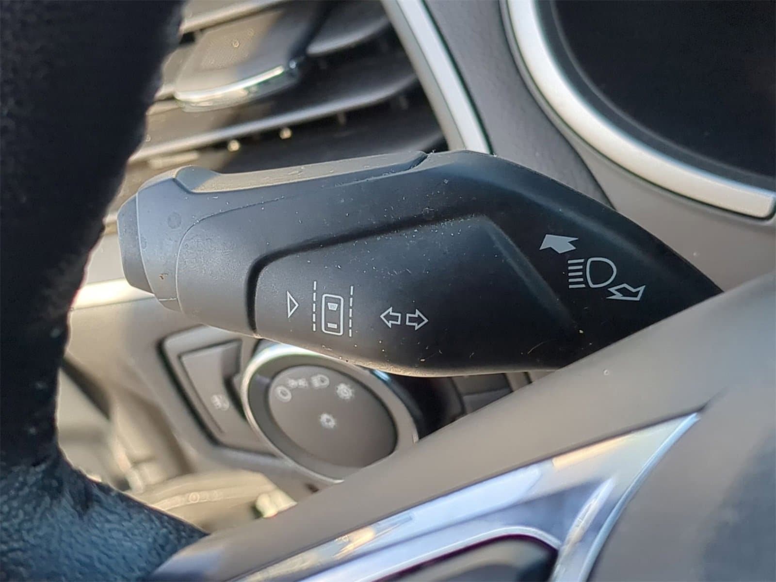 Thumbnail: 2021 Ford Edge - 33