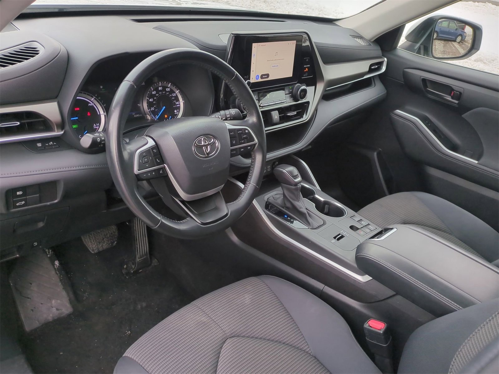 Thumbnail: 2023 Toyota Highlander - 10