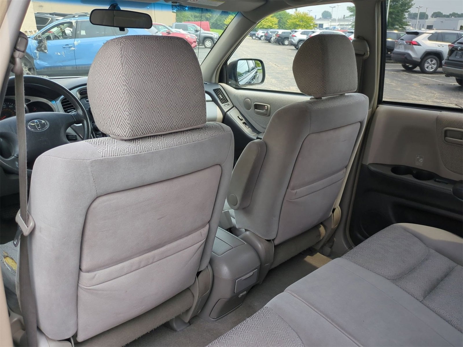 Thumbnail: 2003 Toyota Highlander - 16