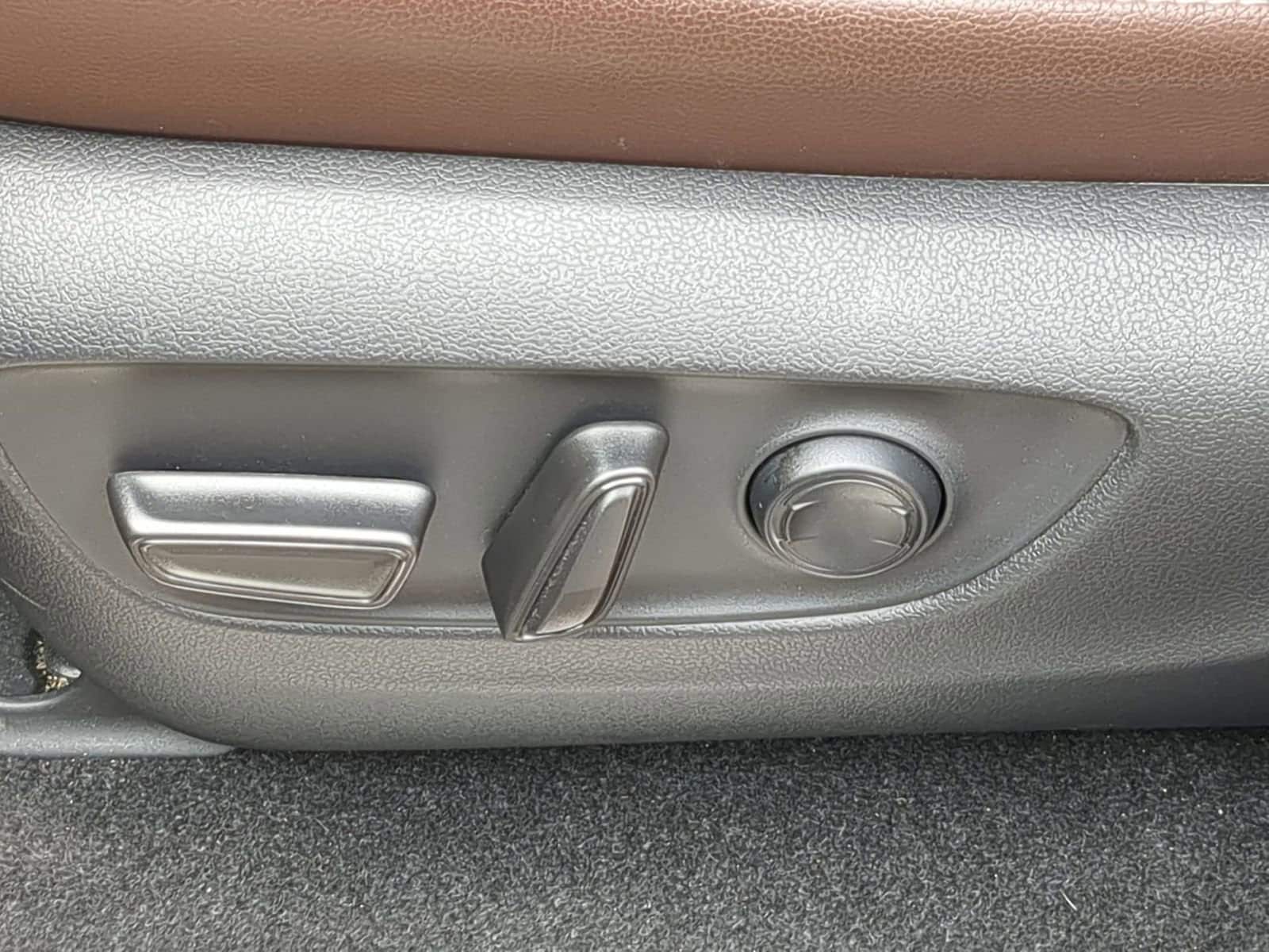 Thumbnail: 2025 Toyota Land Cruiser - 17