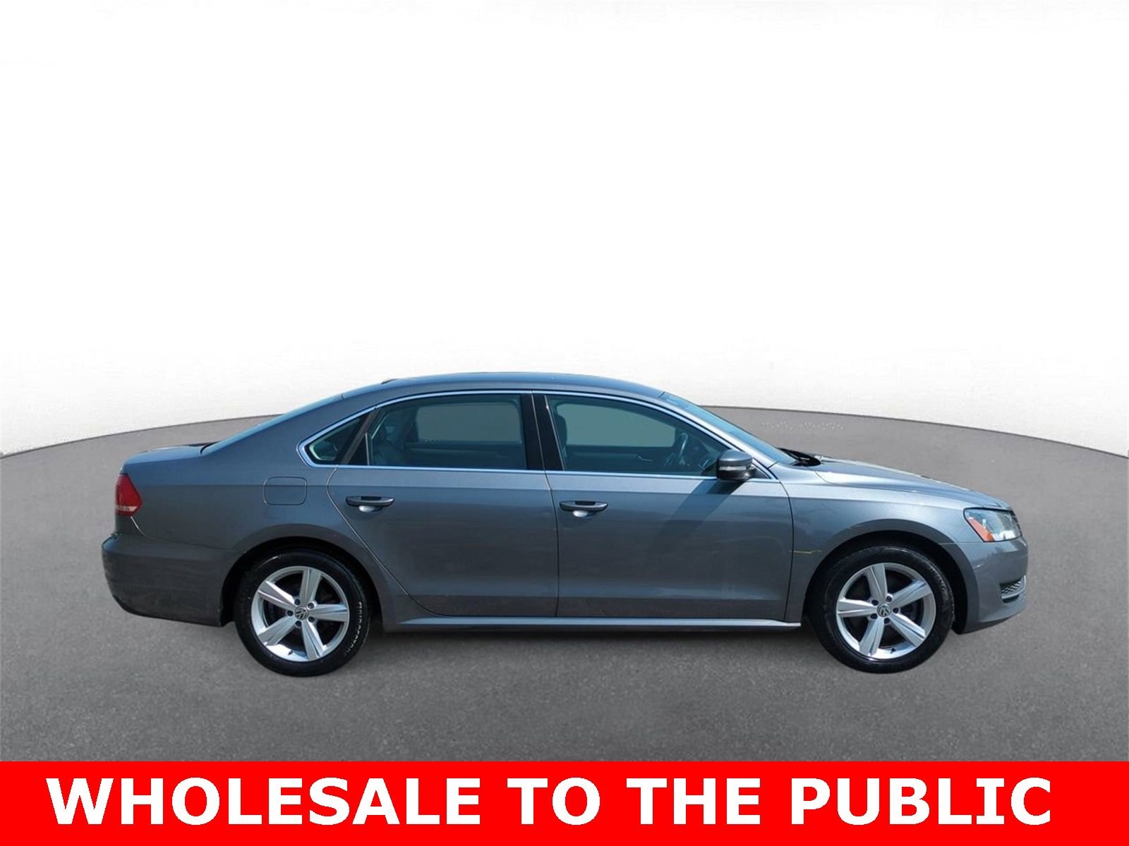 Thumbnail: 2014 Volkswagen Passat - 9