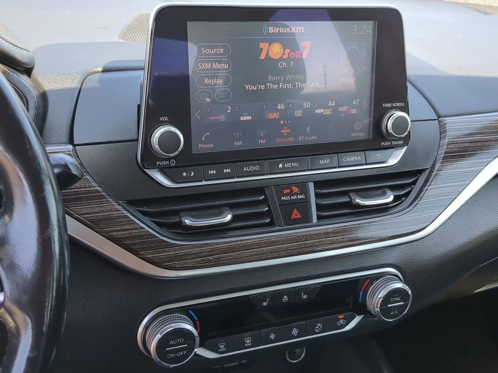 Thumbnail: 2019 Nissan Altima - 27