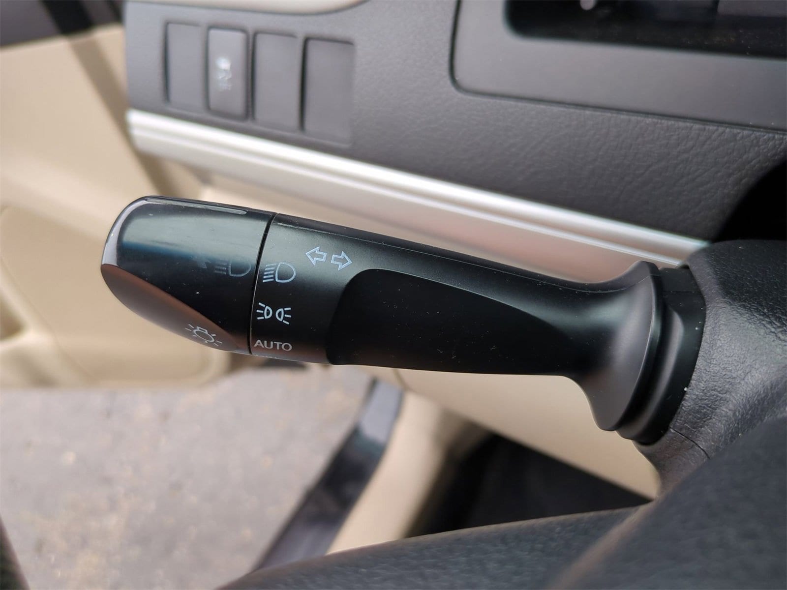 Thumbnail: 2012 Toyota Camry - 24