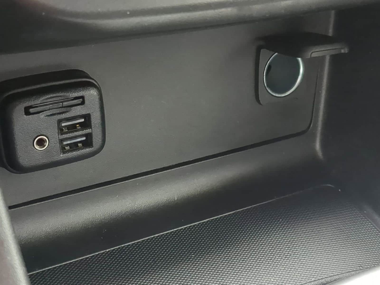 Thumbnail: 2022 Chevrolet Colorado - 30