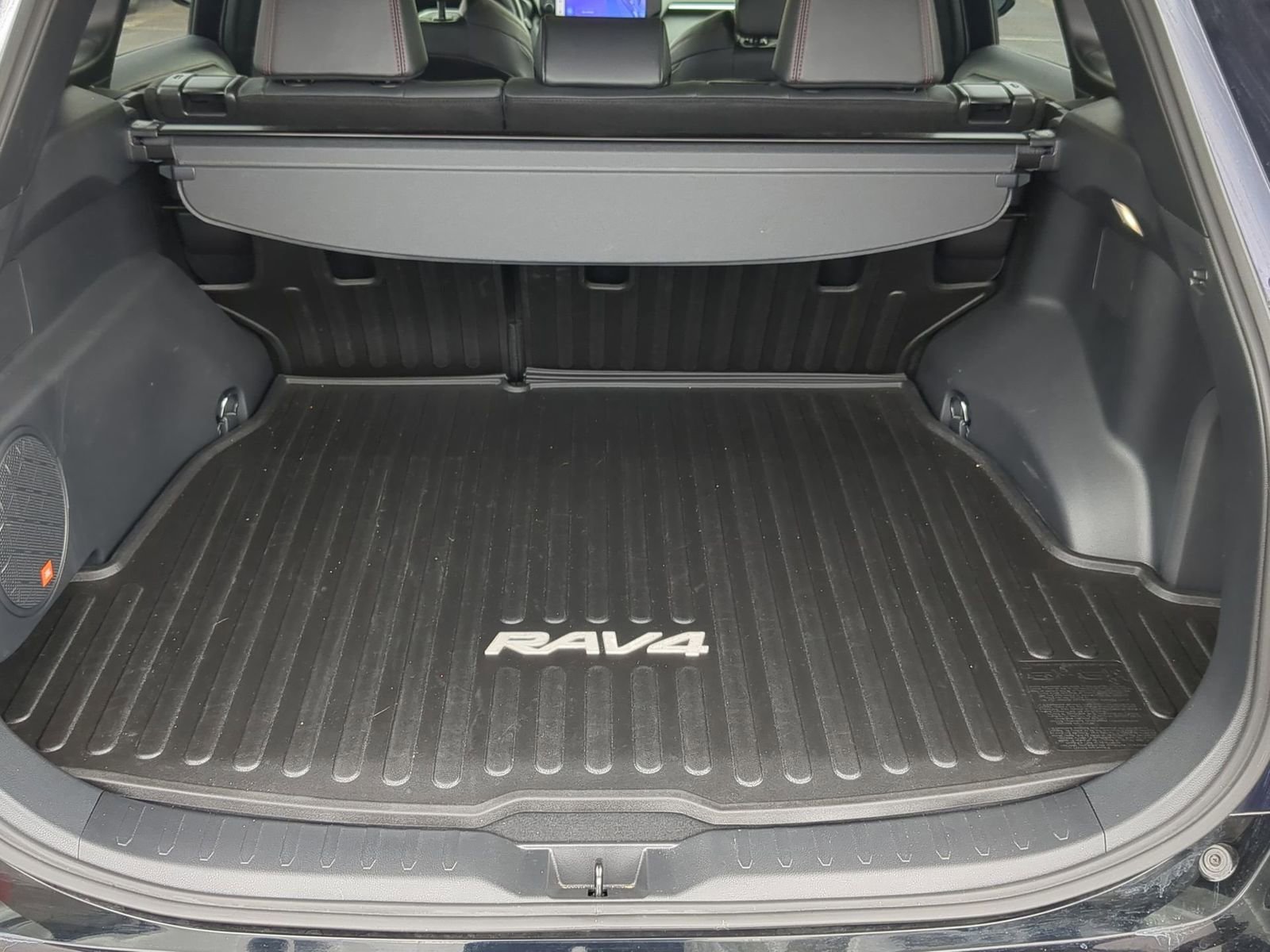 Thumbnail: 2023 Toyota RAV4 - 31