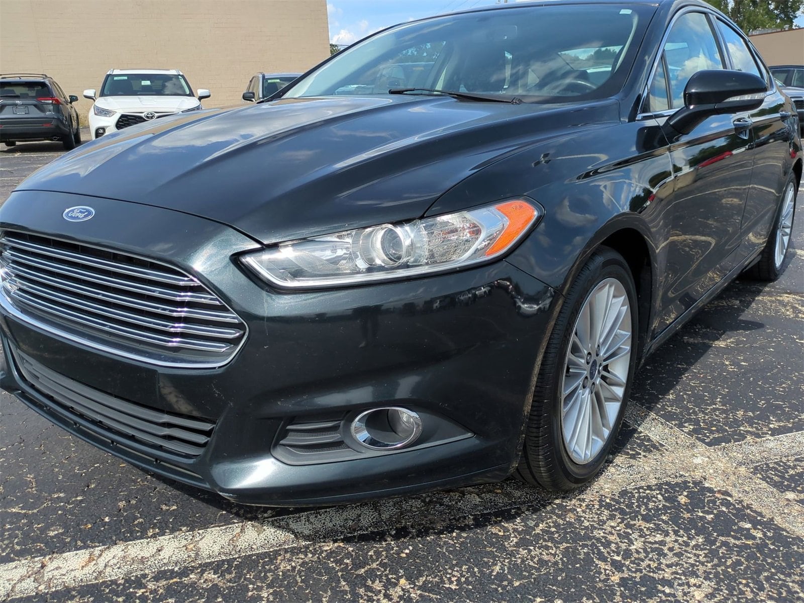Thumbnail: 2014 Ford Fusion - 11