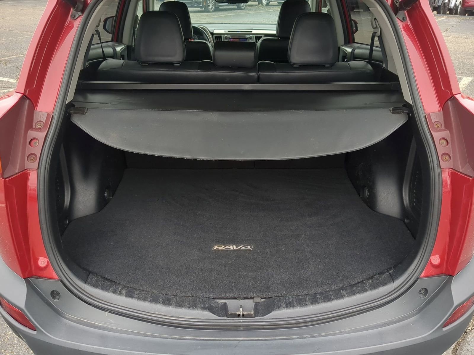 Thumbnail: 2013 Toyota RAV4 - 32