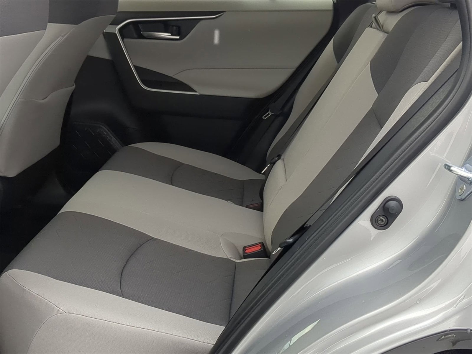 Thumbnail: 2025 Toyota RAV4 - 28