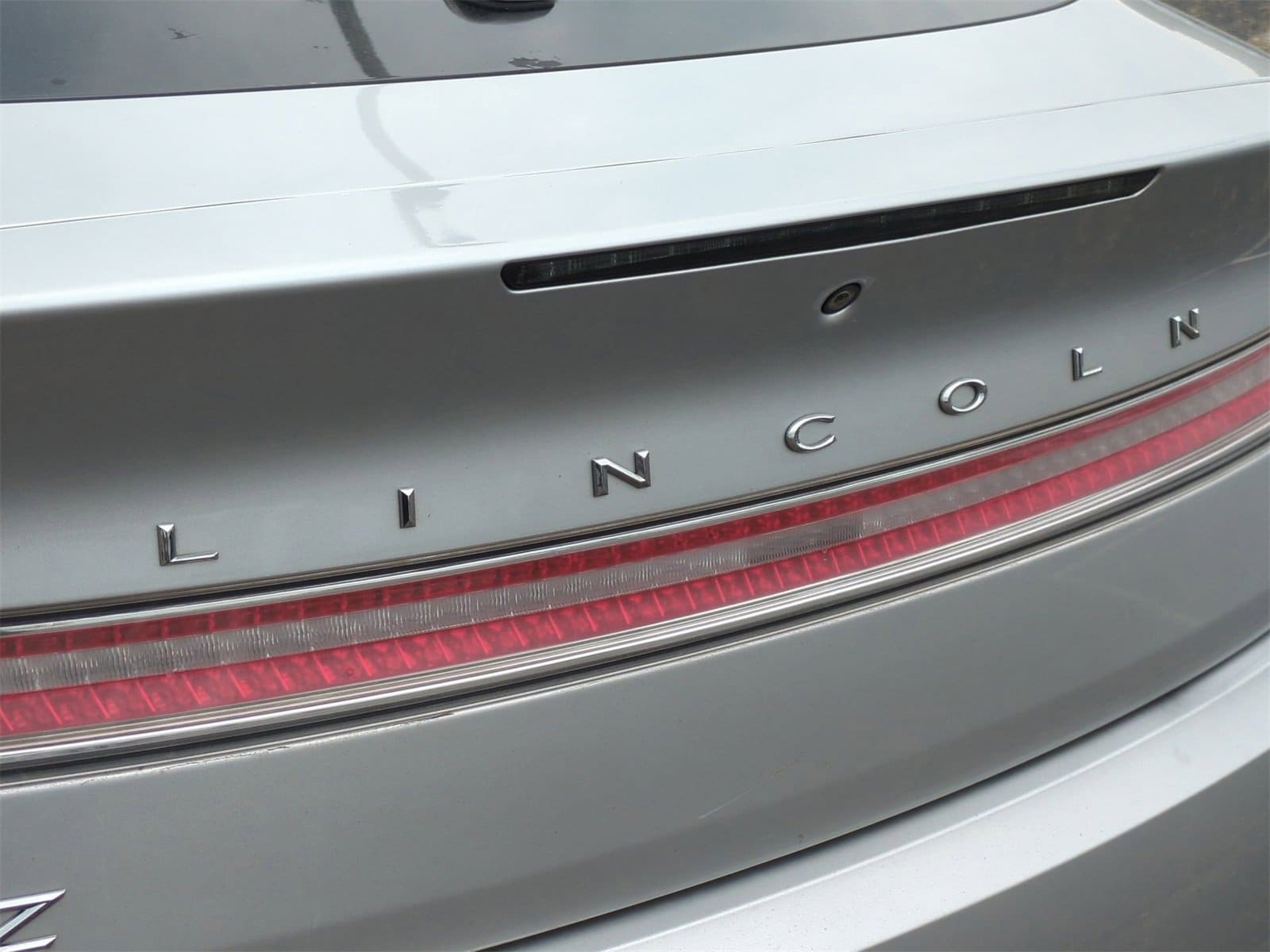 Thumbnail: 2015 Lincoln MKZ - 11