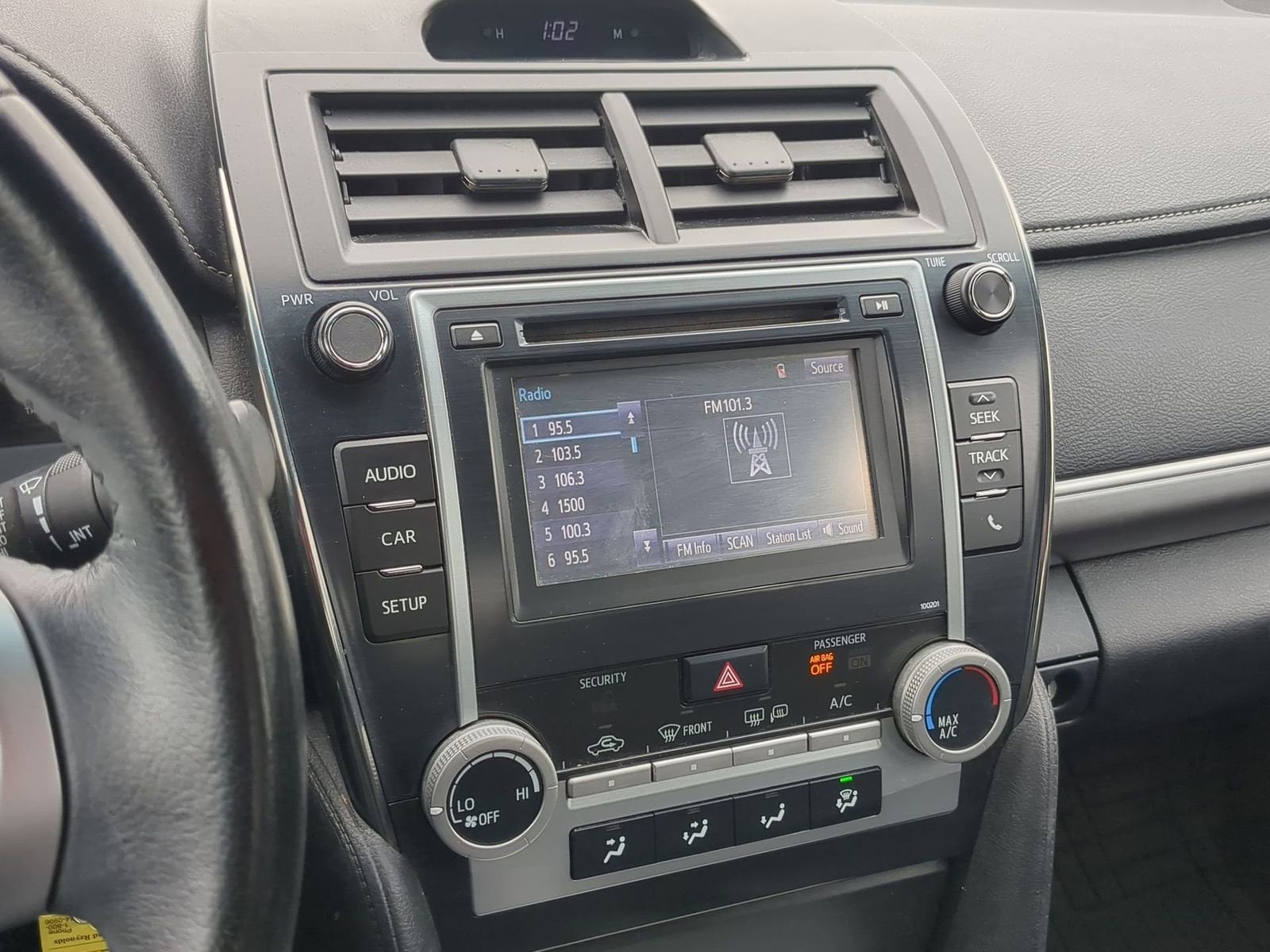 Thumbnail: 2014 Toyota Camry - 27