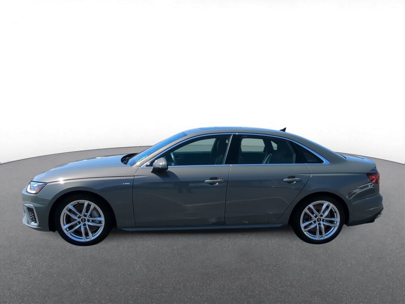 Thumbnail: 2023 Audi A4 - 5